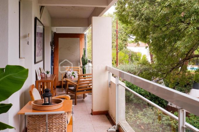 A louer APPARTEMENT T3 67 M2 TERRASSE BORD DE MER ANTIBES