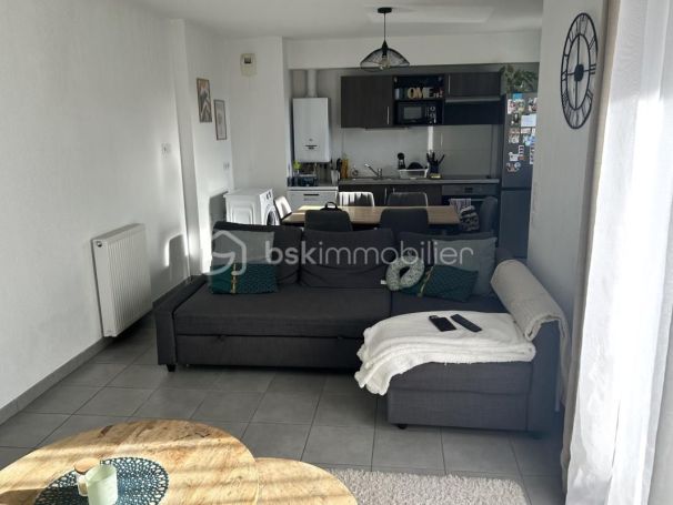 A louer APPARTEMENT T3 61 M2  BASSENS