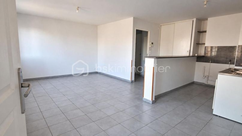 A louer APPARTEMENT T2 48 M2  AMIENS