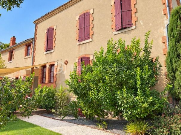 A louer MAISON  DE MAîTRE  CASTELNAU D AUDE