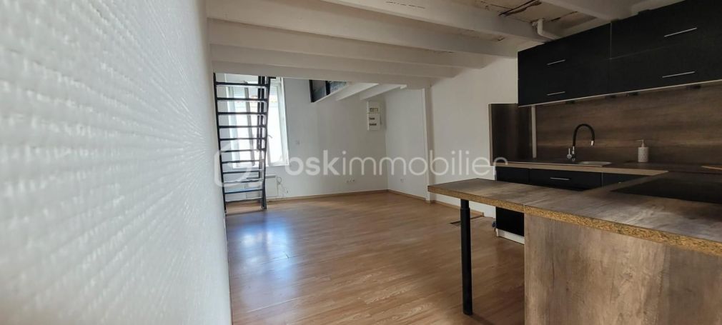 A louer APPARTEMENT T2 32 M2 TERRASSE BORD DE MER SAUJON