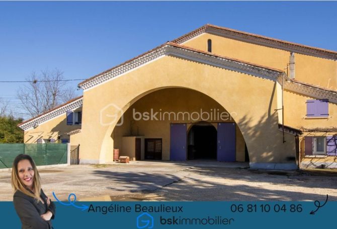 A louer APPARTEMENT  303 M2  BOUCOIRAN ET NOZIERES