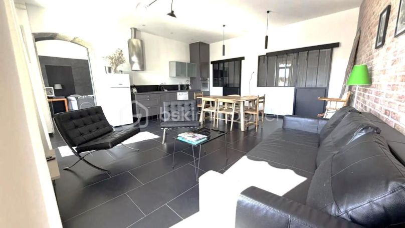 A louer APPARTEMENT T4 95 M2 BORD DE MER SETE