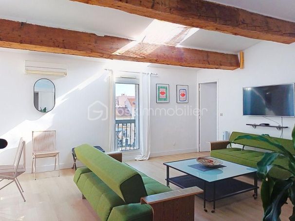 A vendre APPARTEMENT  90 M2 BORD DE MER SETE