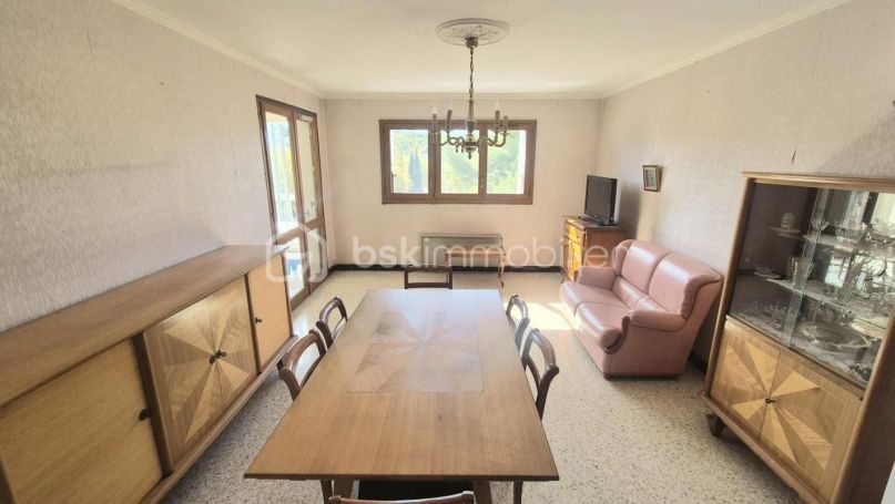 A louer APPARTEMENT T3 70 M2 TERRASSE  LA VALETTE DU VAR