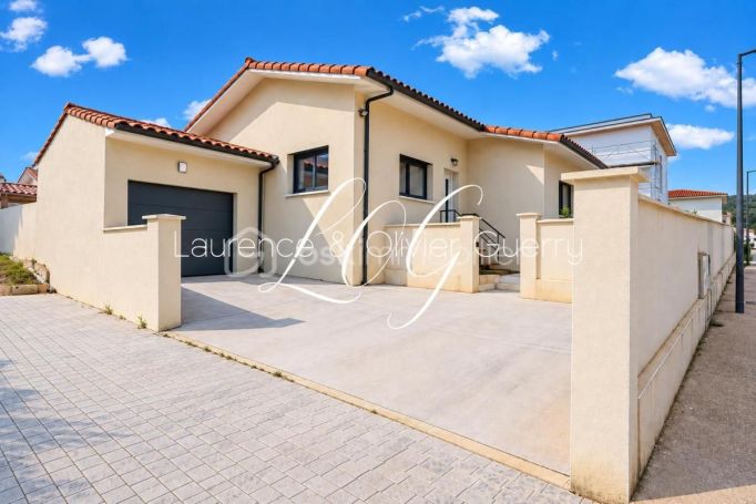 A louer MAISON  5 PIECES 114 M2  MONTARNAUD