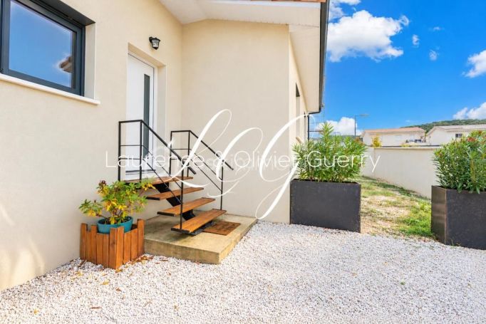 A louer MAISON  5 PIECES 114 M2  MONTARNAUD
