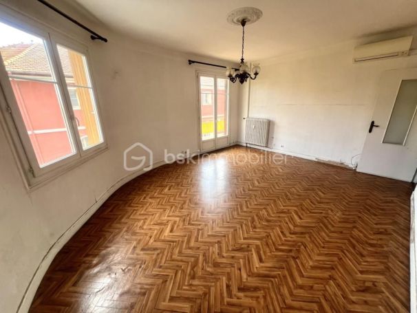 A louer APPARTEMENT T4 85 M2 BORD DE MER NICE