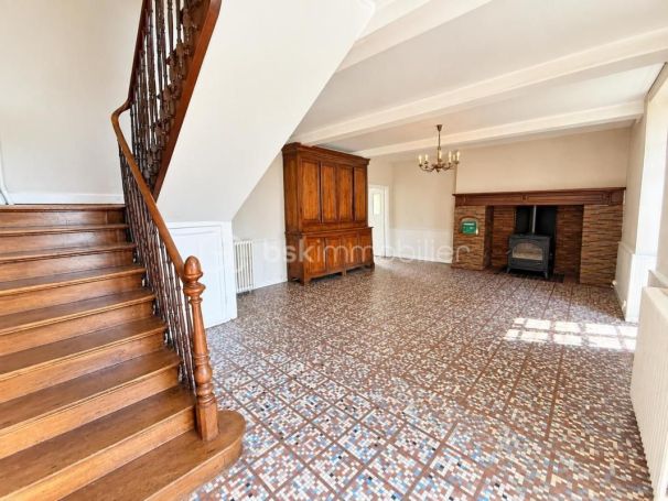 A louer MAISON  DE MAîTRE  LONS