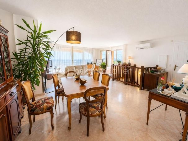 A louer APPARTEMENT T3 93 M2 TERRASSE VUE MER ROQUEBRUNE CAP MARTIN