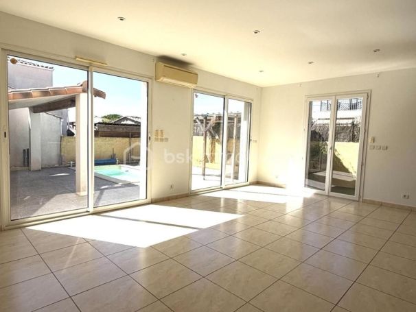 A louer MAISON  4 PIECES 90 M2 BORD DE MER FRONTIGNAN
