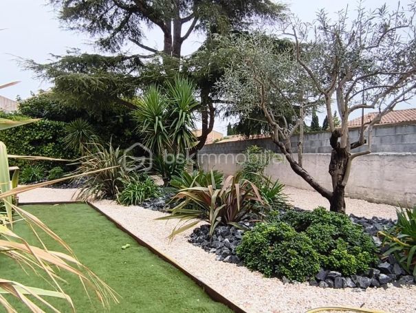 A louer MAISON  9 PIECES 162 M2  PUISSERGUIER