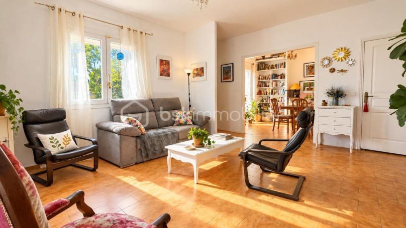 A louer APPARTEMENT T4 101 M2  LUNEL VIEL