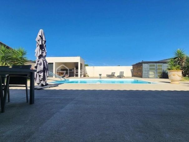 A louer MAISON  4 PIECES 101 M2  TOURBES