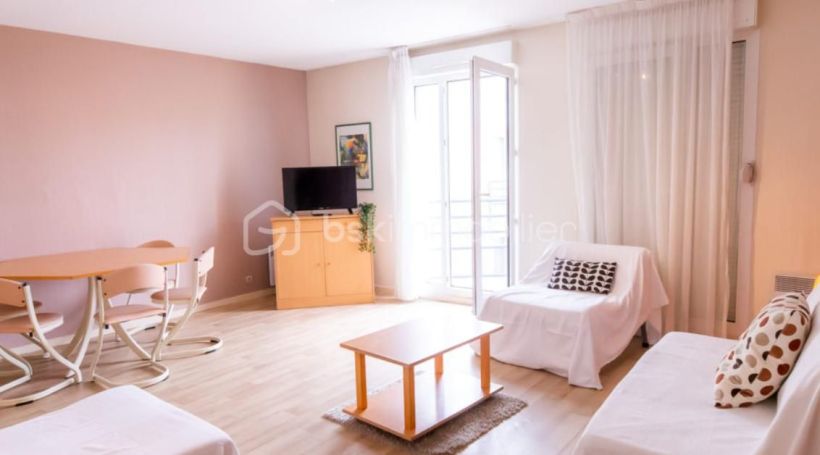 A louer APPARTEMENT T3 72 M2  CAEN