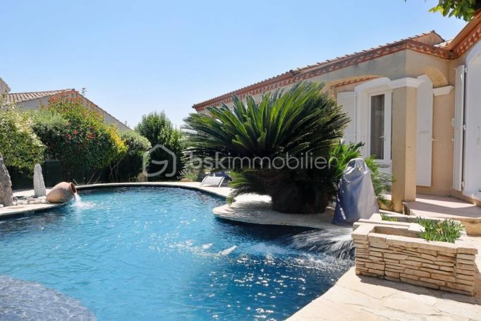 A louer MAISON  5 PIECES 116 M2  THEZAN LES BEZIERS