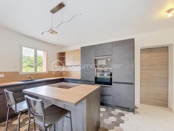 A louer MAISON  CONTEMPORAINE BORD DE MER LA SEYNE SUR MER