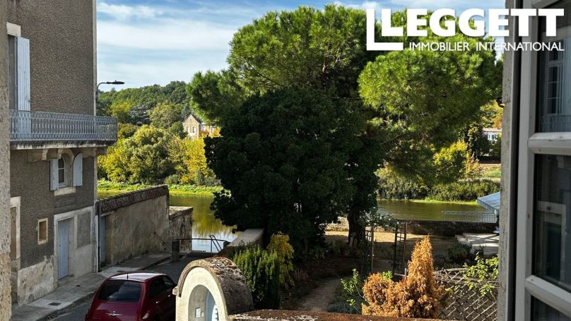 A louer APPARTEMENT DUPLEX T5 78 M2  SAINTE FOY LA GRANDE