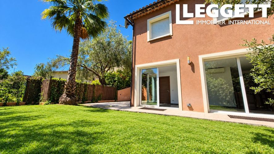 MAISON CONTEMPORAINE BORD DE MER ANTIBES