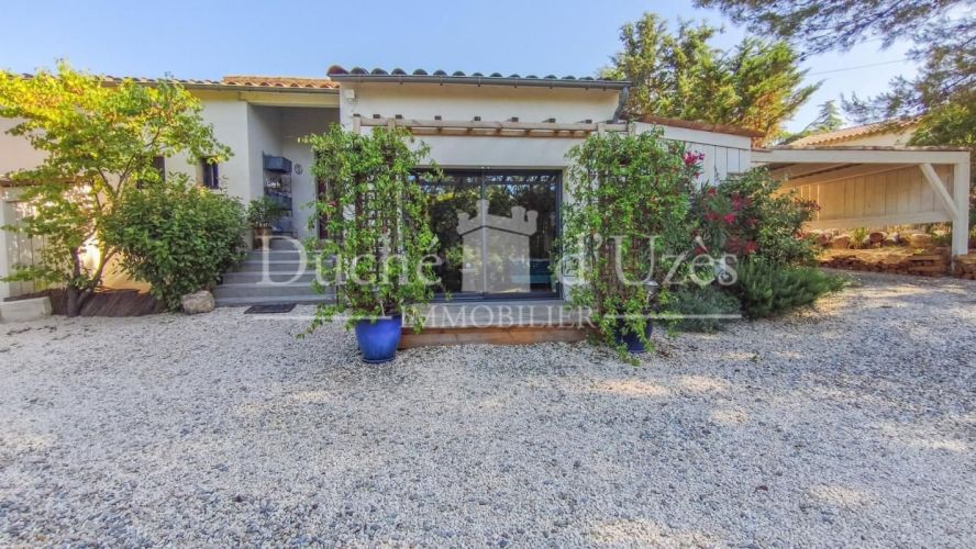 MAISON 5 PIECES 125 M2 UZES