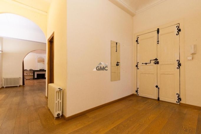 A louer APPARTEMENT T2 87 M2  LODEVE