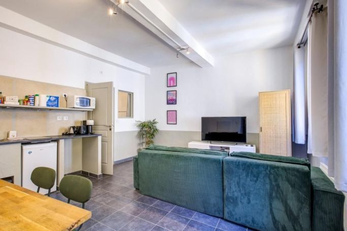A louer APPARTEMENT T3 53 M2 BORD DE MER NICE
