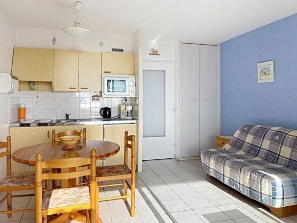 A louer STUDIO  25 M2 VUE MER LES SABLES D OLONNE