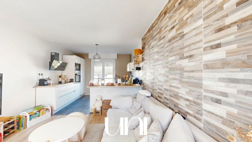 A louer APPARTEMENT T2 64 M2  CAEN