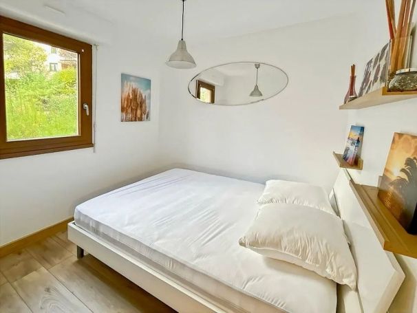 A louer APPARTEMENT NEUF T2 28 M2 TERRASSE BORD DE MER SAINTE MAXIME