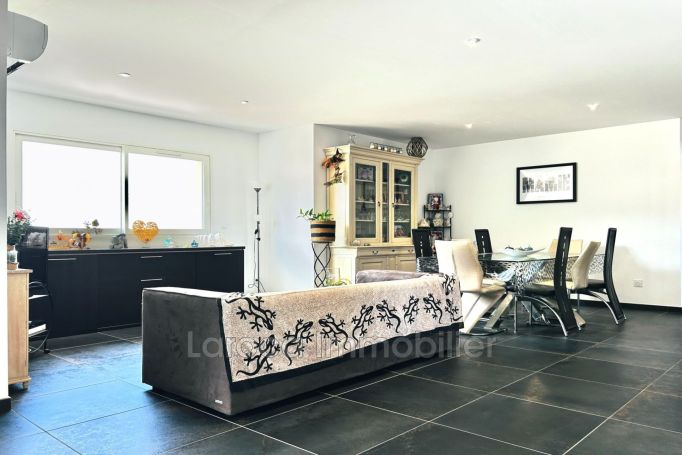 A louer APPARTEMENT T4 119 M2 TERRASSE BORD DE MER BANYULS SUR MER