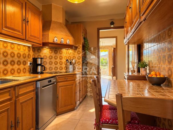A louer APPARTEMENT T3 55 M2 BORD DE MER CAGNES SUR MER