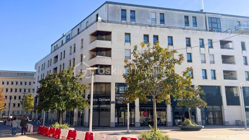 A louer APPARTEMENT T3 69 M2  CAEN