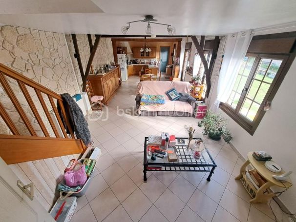 A louer LONGèRE 4 PIECES 77 M2 VAUCHELLES LES QUESNOY