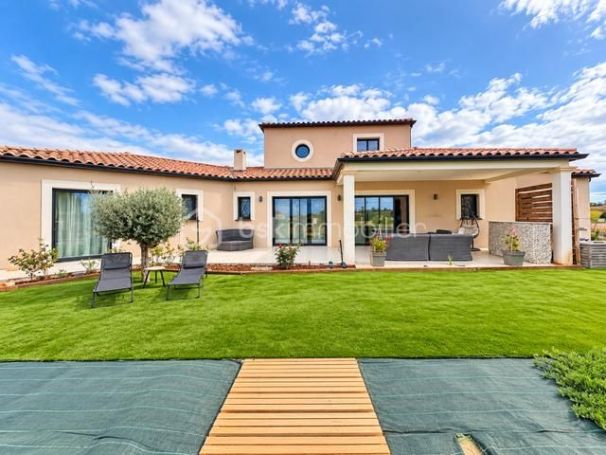 A louer MAISON  5 PIECES 139 M2  CAILHAVEL