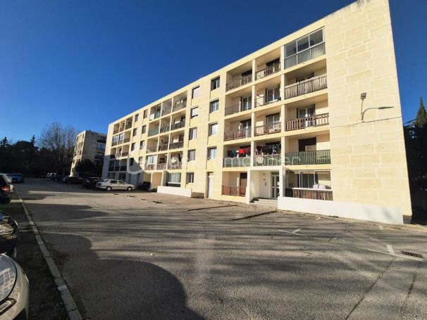 A louer APPARTEMENT T3 53 M2  SALON DE PROVENCE