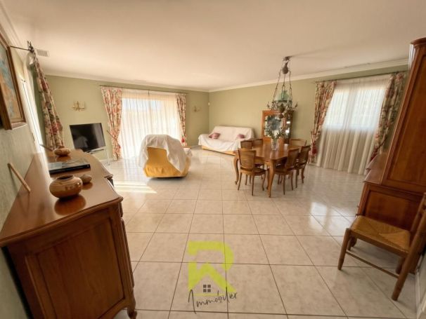 A louer MAISON  4 PIECES 111 M2  BESSAN