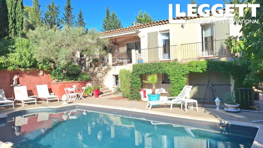 MAISON 5 PIECES 135 M2 COTIGNAC