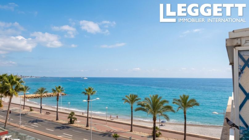 A louer STUDIO  13 M2 TERRASSE VUE MER CAGNES SUR MER