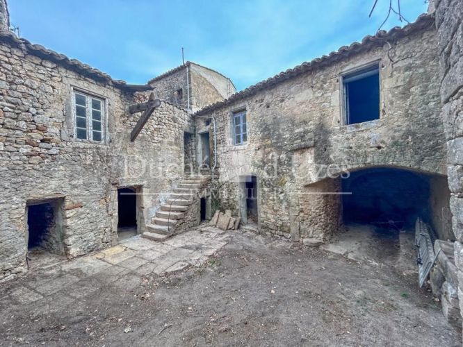 MAISON DE MAîTRE UZES