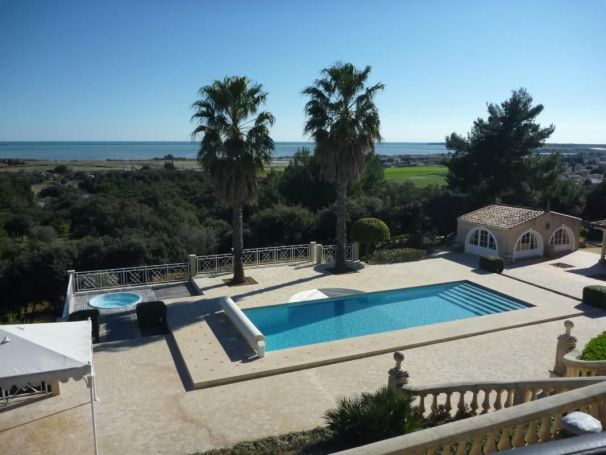 A vendre MAISON  DE MAîTRE PLAGE à PIED MONTPELLIER