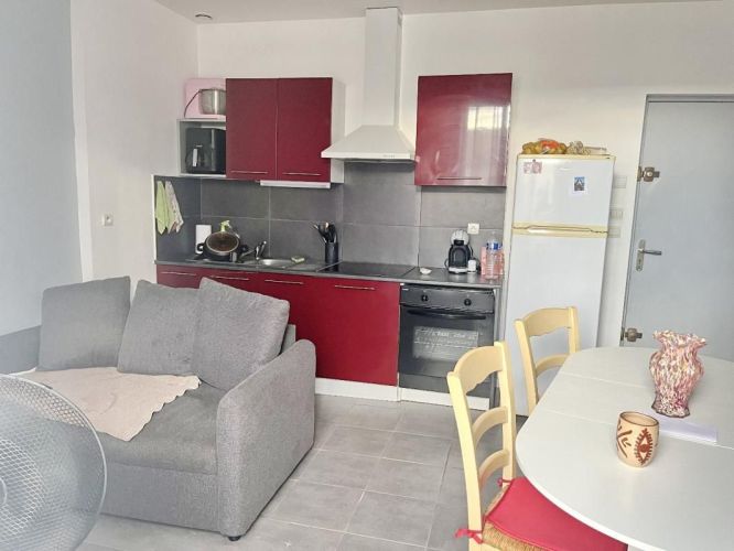 APPARTEMENT T3 46 M2  PEZENAS