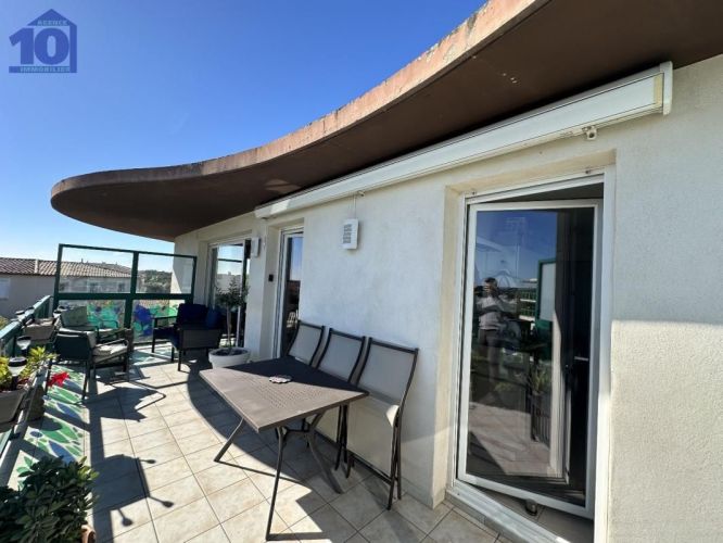 APPARTEMENT T4 106 M2 TERRASSE BORD DE MER SERIGNAN