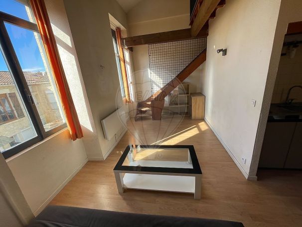 A louer APPARTEMENT DUPLEX T2 32 M2  NIMES