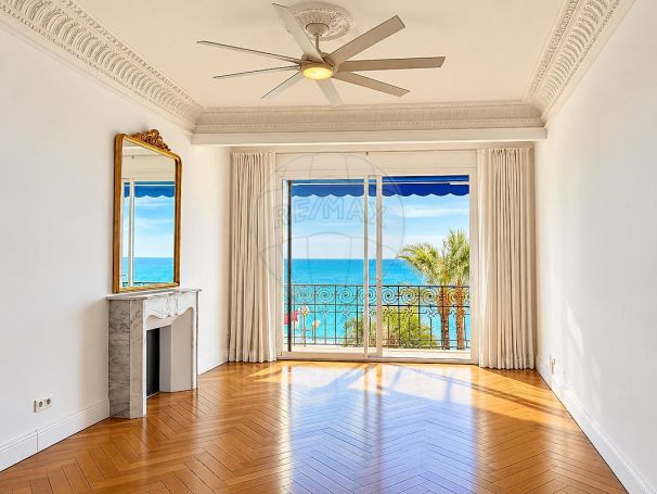 A louer APPARTEMENT T4 115 M2 VUE MER NICE