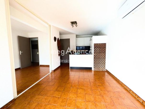 A louer APPARTEMENT T3 43 M2 TERRASSE BORD DE MER SAINTE MAXIME