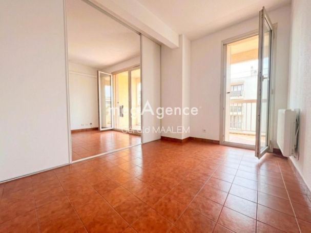 A louer APPARTEMENT T3 43 M2 TERRASSE BORD DE MER SAINTE MAXIME