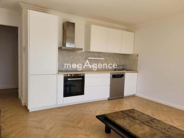 A louer APPARTEMENT T3 57 M2 BORD DE MER LES SABLES D OLONNE