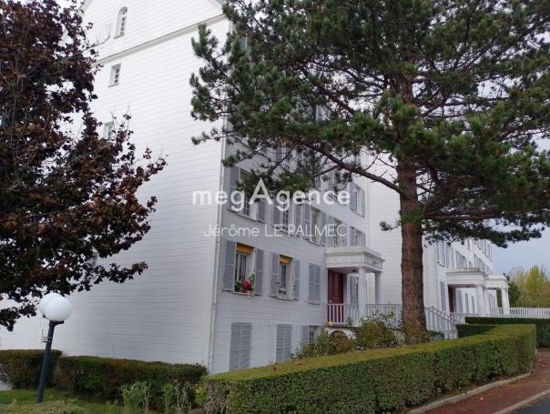 A louer STUDIO  22 M2 TERRASSE VUE MER TROUVILLE SUR MER