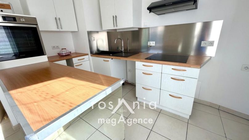 A louer APPARTEMENT T3 67 M2 TERRASSE BORD DE MER LES SABLES D OLONNE