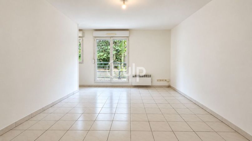 A louer APPARTEMENT T2 44 M2  LENS
